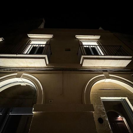 Alora Boutique Suites Лечче Экстерьер фото