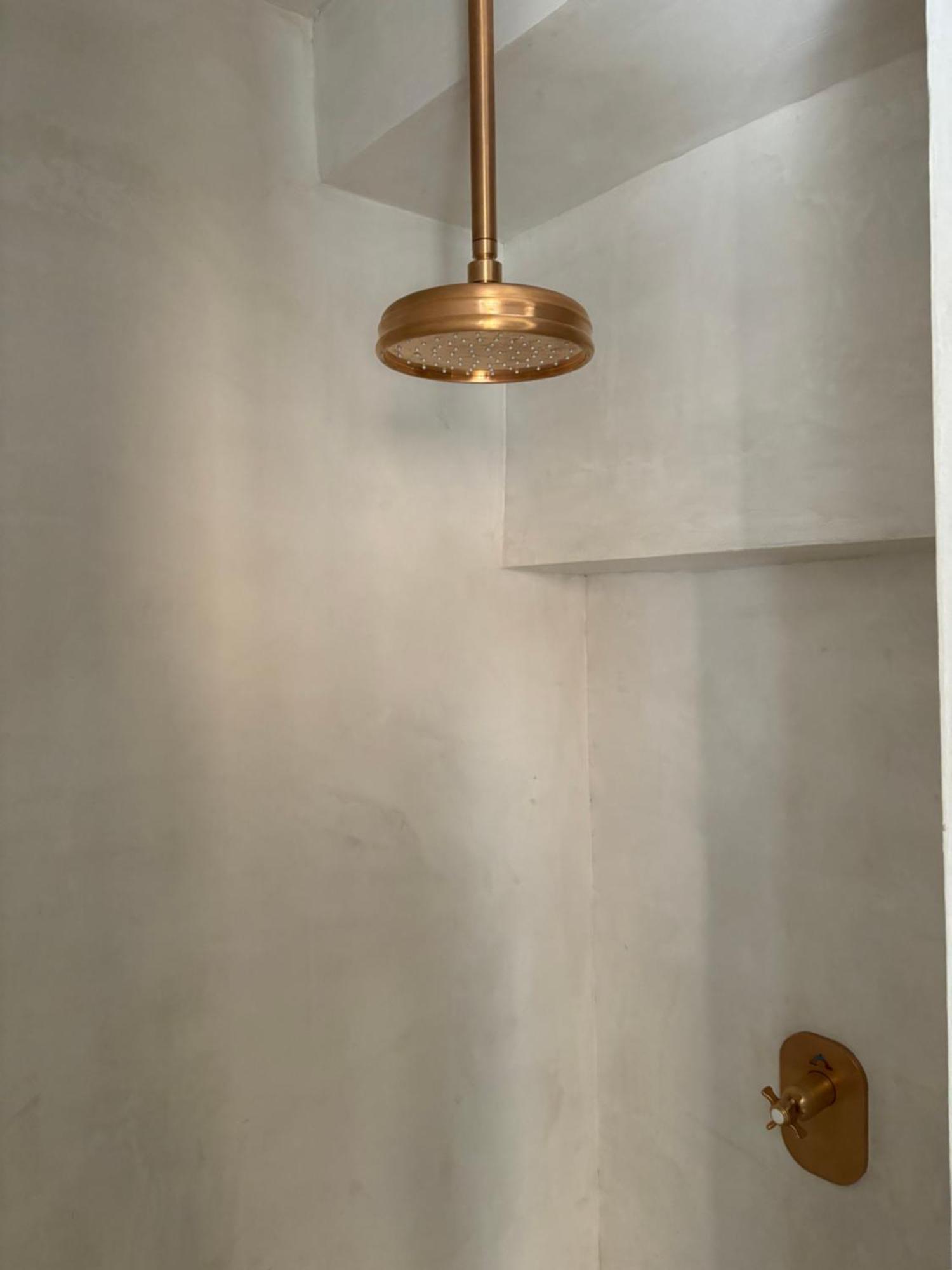 Alora Boutique Suites Лечче Экстерьер фото